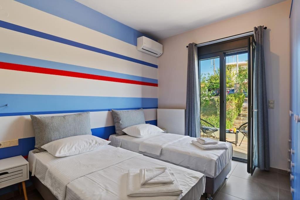 Dream's House - With Pool & Stunning Views Daratsos