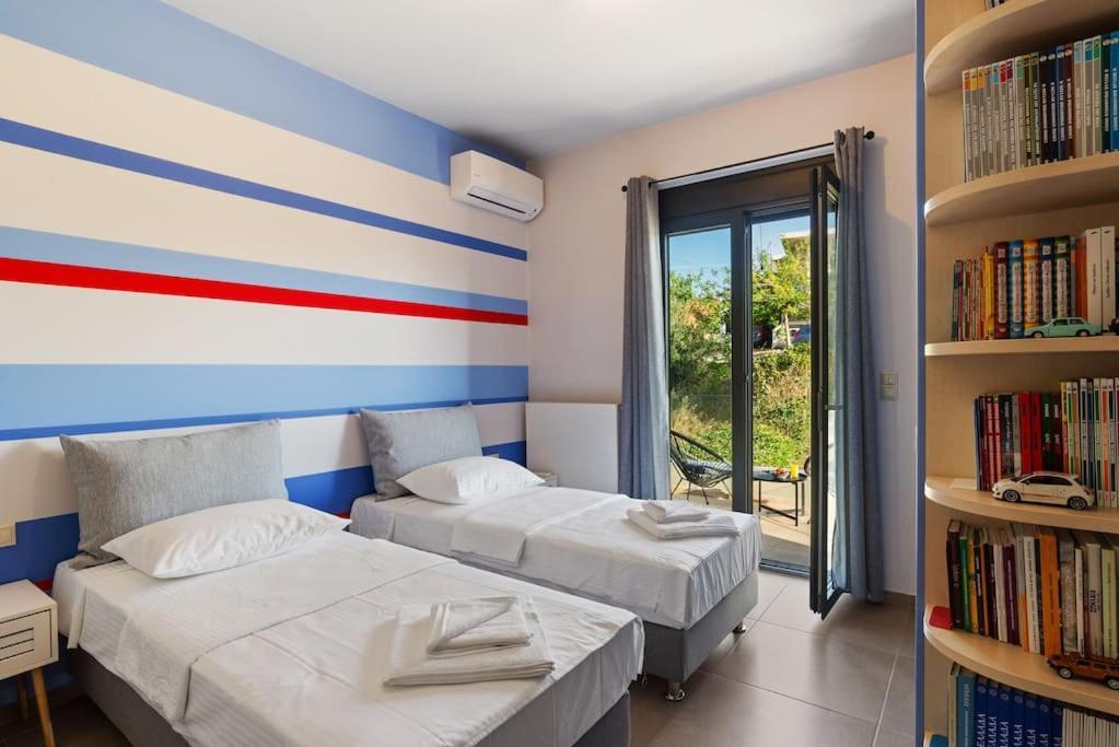 Dream's House - With Pool & Stunning Views Daratsos