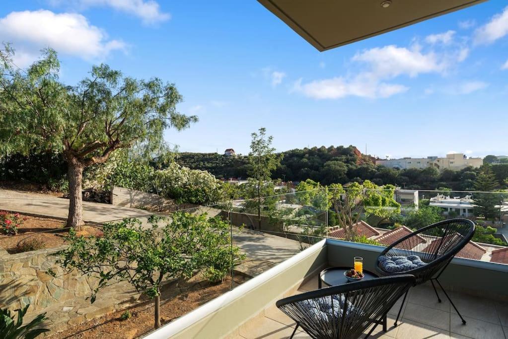 Dream's House - With Pool & Stunning Views Holiday home *